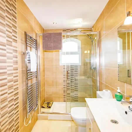Ella Apartment Nerja